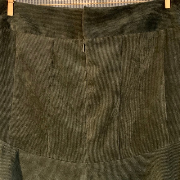 NWT - Chelsea & Theodore Retro Dark Olive/Forest Green Corduroy A-Line Skirt, 8 - Picture 8 of 12